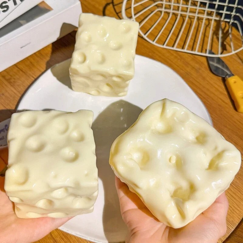 Party Games Questions - Taba Squishy Cheese Cube, Balle Anti-Stress
